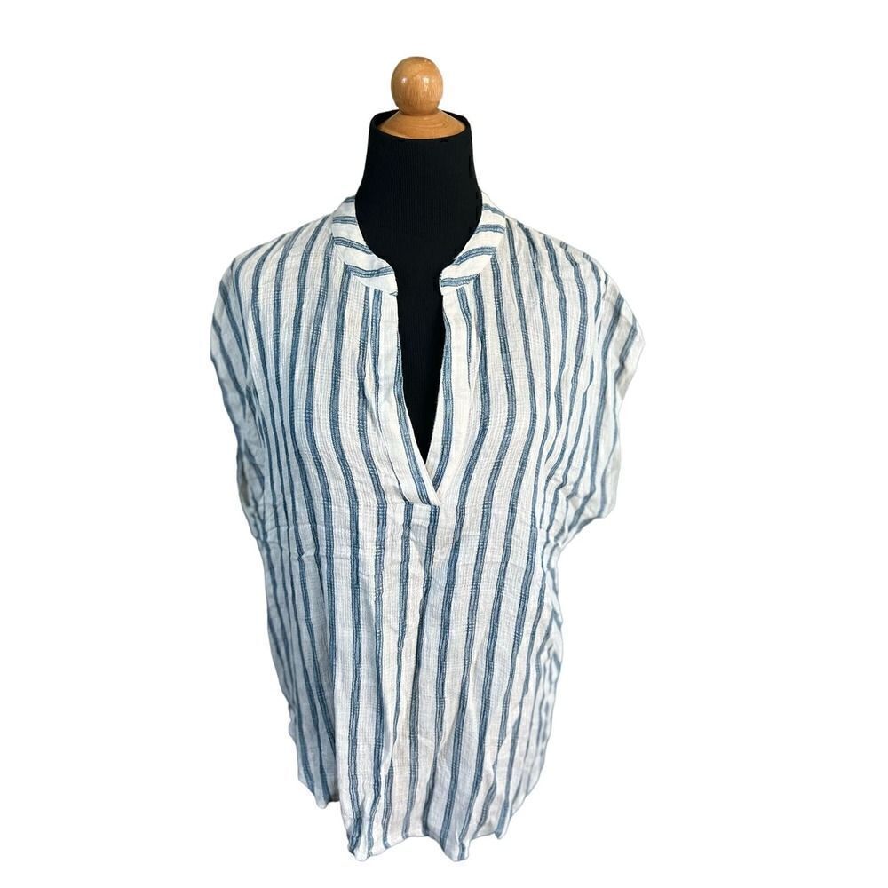 LAJU LOS ANGELES NEW WITH TAGS WOMENS STRIPE SHIRT SIZE M